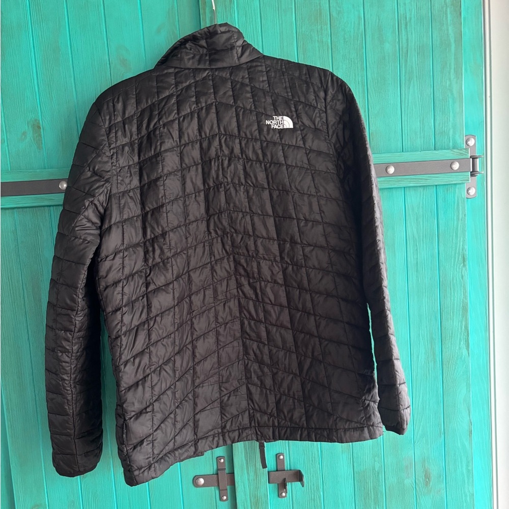 North face jacket - Picture 2 of 8